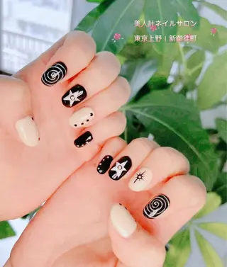 ネイル 中山 美月のネイルデザイン