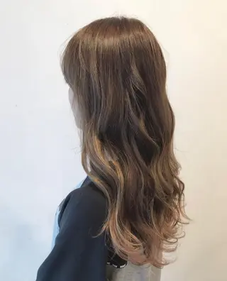 ロング カラー mayo 🐄🌈のヘアスタイル