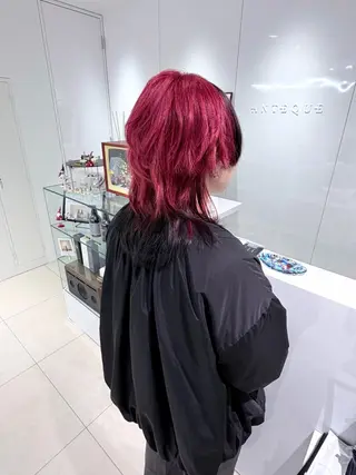 セミロング レイヤーカット🖤 SAYAのヘアスタイル