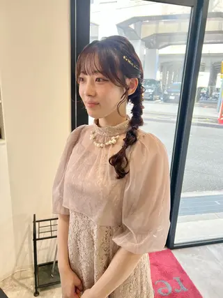 セミロング ヘアアレンジ 黒阪 なみのヘアスタイル