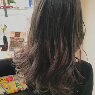セミロング カラー Oopsレイヤー 加藤澄都のヘアスタイル