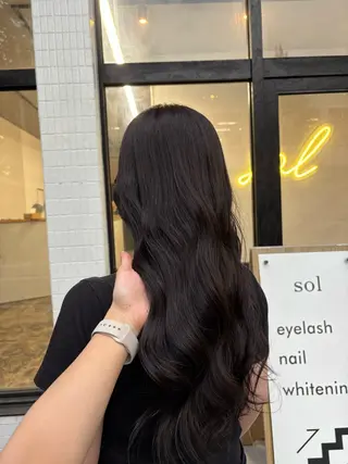 ロング カラー sol Amiのヘアスタイル