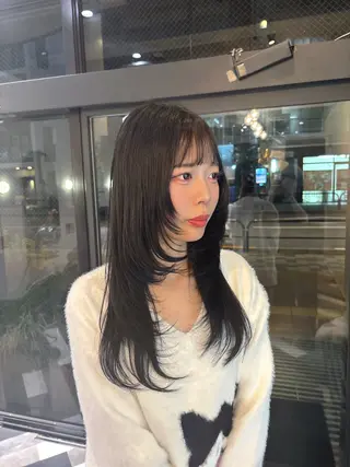 ロング 🫧透明感カラーレイ ヤースタイル松浦元海のヘアスタイル