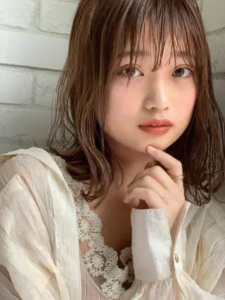 ミディアム 四ッ井 翔のヘアスタイル