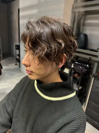 ミディアム パーマ メンズ 似合う髪型見つけます AYAKAのヘアスタイル