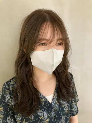 ロング Larry🌼中下 美香のヘアスタイル