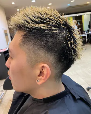 カラー パーマ メンズ特化 岸本 阪急六甲サロンドロイのヘアスタイル