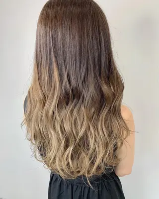 ロング 山田 絵里菜のヘアスタイル