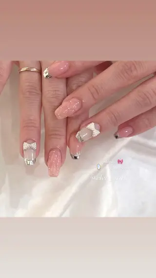 ネイル sara : salon ELVIのネイルデザイン