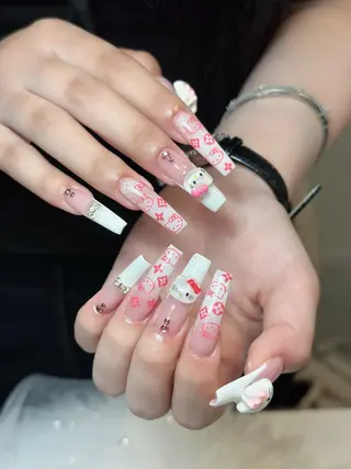 ネイル Julli NailStudioのネイルデザイン