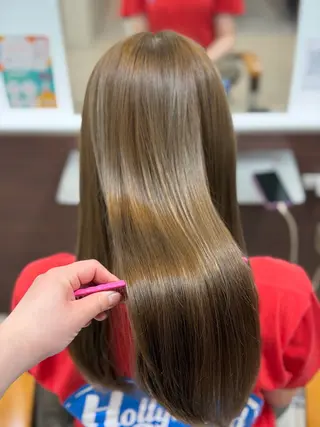 ロング moe   美髪矯正 ツヤツヤストレートのヘアスタイル