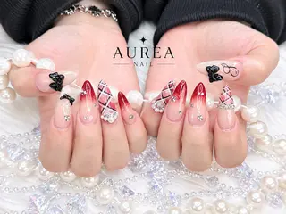 ネイル AUREA Nail 心斎橋店のネイルデザイン