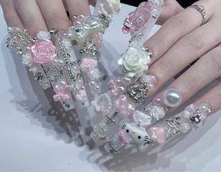 ネイル D-BEAUTY Nailsalonのネイルデザイン
