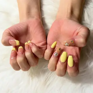 セミロング mao .のネイルデザイン