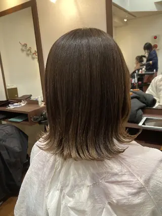 カラー ミディアム MOLLA Junkoのヘアスタイル