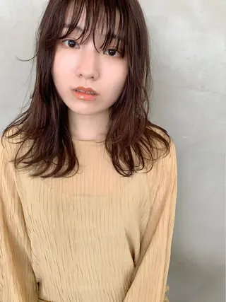 ロング カラー 榑松 恵里のヘアスタイル