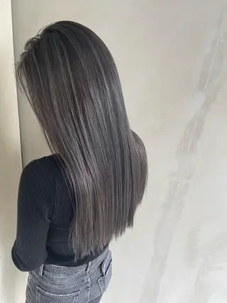 ロング カラー 阪田 素規のヘアスタイル