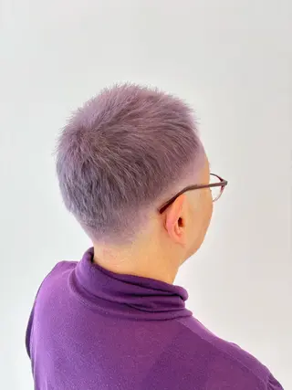 ショート カラー moi Blanc/ Aoyagiのヘアスタイル