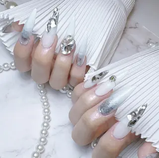 ネイル Ugirl Nail Pinpin🤍のネイルデザイン