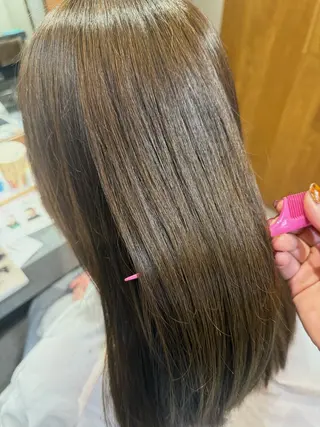 カラー 明 (めい)のヘアスタイル