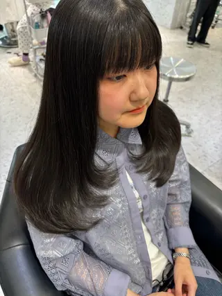 セミロング 山田 ひかりのヘアスタイル