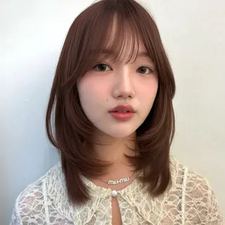 ミディアム 似合わせカット🩵 なりたみゆうのヘアスタイル