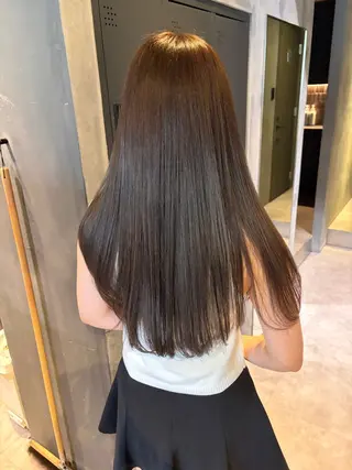 ロング カラー 山本 夏樹のヘアスタイル