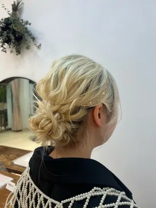 ヘアアレンジ Ofhair 柴田咲喜のエステ・リラクイメージ