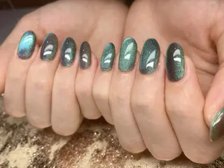 ネイル H. MAKIのネイルデザイン