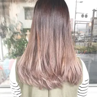 セミロング カラー ヘアアレンジ Mariana/ 鶴原-ハイライトのヘアスタイル