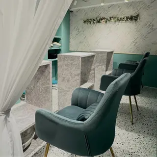 ネイル zuki🌔 堺筋本町 ネイルのネイルデザイン