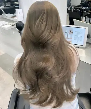 ロング カラー sera 🎀ベージュのヘアスタイル