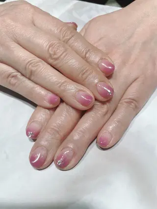 ネイル M ネイルサロンのネイルデザイン