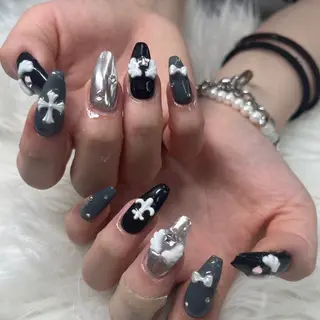 ネイル tener 🖤yua🖤のネイルデザイン