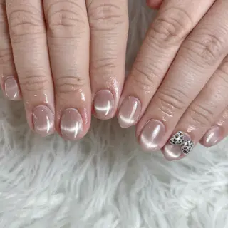 ネイル LAVISH momoneのネイルデザイン