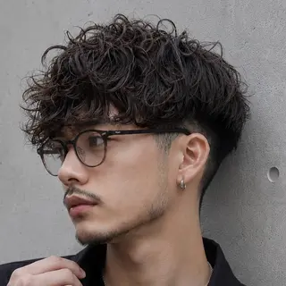 パーマ メンズ メンズ特化カットパー マカラー坂田柊のヘアスタイル