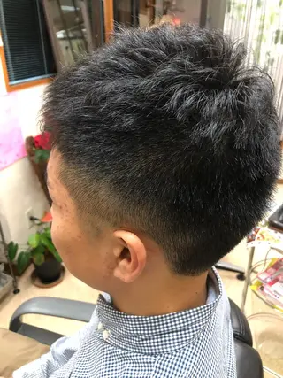 ショート メンズ 石塚 浩のヘアスタイル