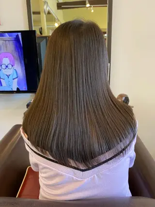 ロング 石川 信英のヘアスタイル