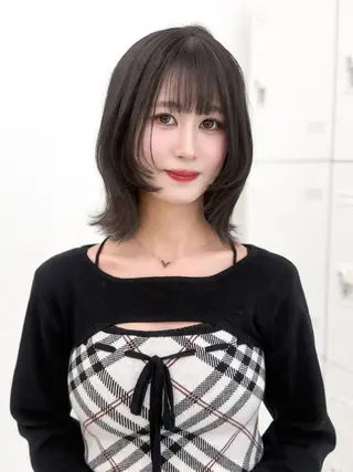 ミディアム カラー ヘアアレンジ 縮毛矯正🤍 盛れるボブ/ひかりのヘアスタイル