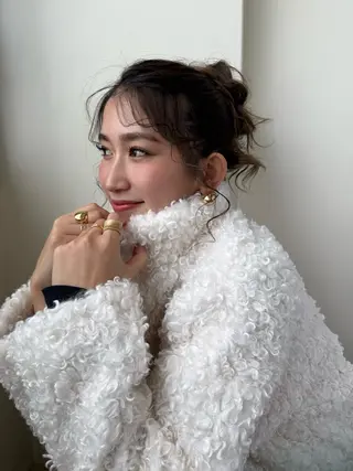 ロング Maho/海外 レイヤー/ハッシュのヘアスタイル