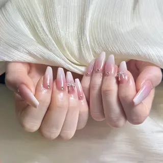 ネイル Pure&Rich Nailのネイルデザイン