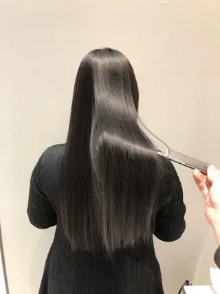ロング 美髪矯正/髪質改善 toshinariのヘアスタイル