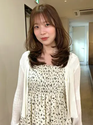 セミロング カラー mizuki/ピンク ベージュ.レイヤーのヘアスタイル