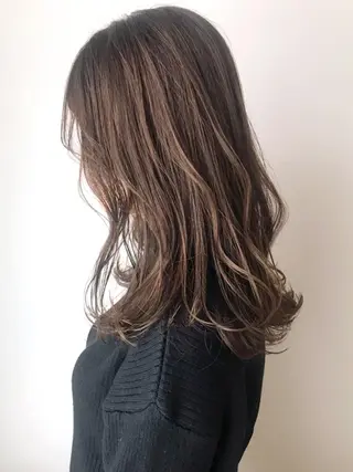 セミロング カラー パーマ ヘアアレンジ ITbyALBUM 中野店のヘアスタイル
