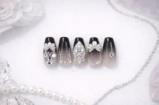 ネイル REBEST南森町 nail🪽のネイルデザイン