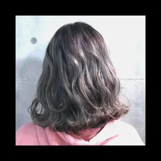 ショート 及川シゲル 髪質改善講師のヘアスタイル