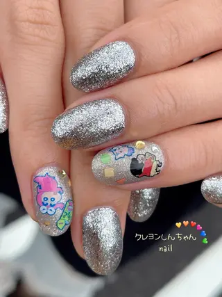 ネイル Mus’Fam 入谷玲生奈のネイルデザイン