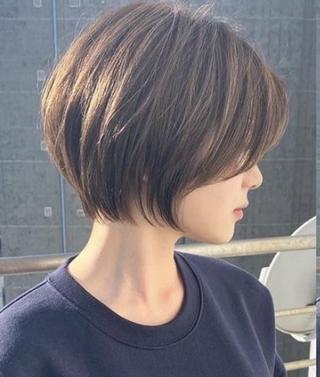 ショート 💛NOZOMI💛 ハイトーンカラーのヘアスタイル