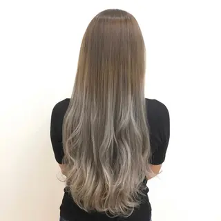 ロング カラー s reenaのヘアスタイル