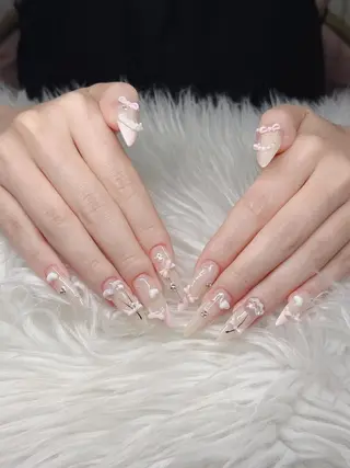 ネイル Lee Nailsのネイルデザイン
